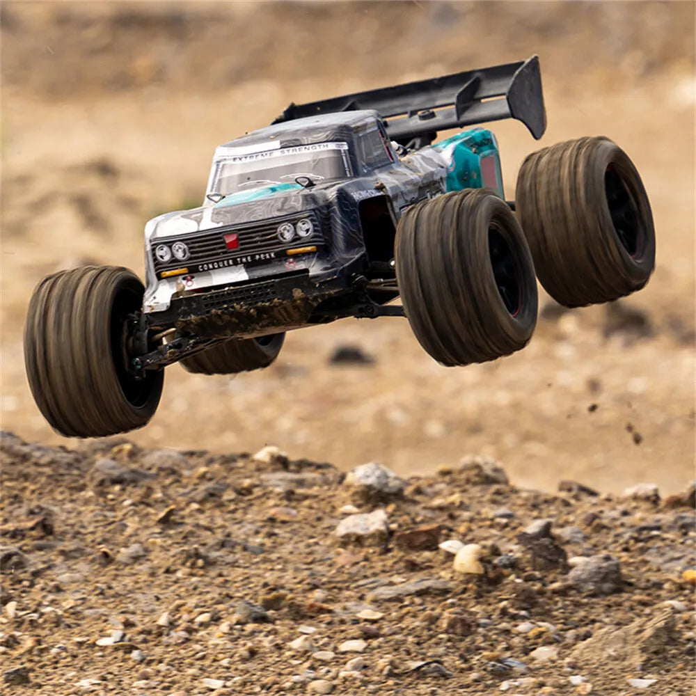 RC Car 2.4Ghz 70KM/H High Speed 1/16 Off Road RC Trucks Brushless Motor LED Light Vehicle Racing Climbing