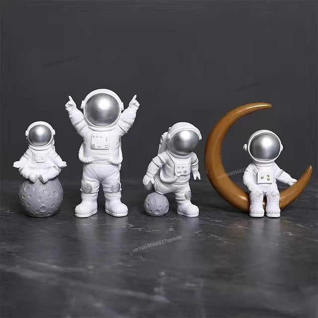 Anime Action Figures, 4 pcs Astronaut Figure Set, Astronaut Statue Figurine, Spaceman Sculpture Educational Toy, Desktop astronaut decoration, Party dcor spaceman figurines, Astronaut theme children toys - Toyigo