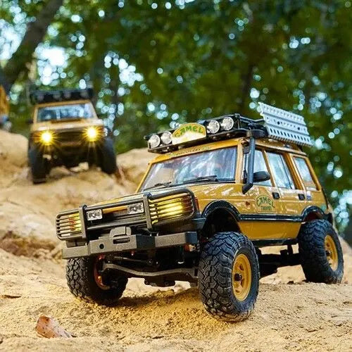 1:24 Camel Cup Simulation Range Rover Discovery 90/110 First Generation Off-Road Vehicle - Climbing Model