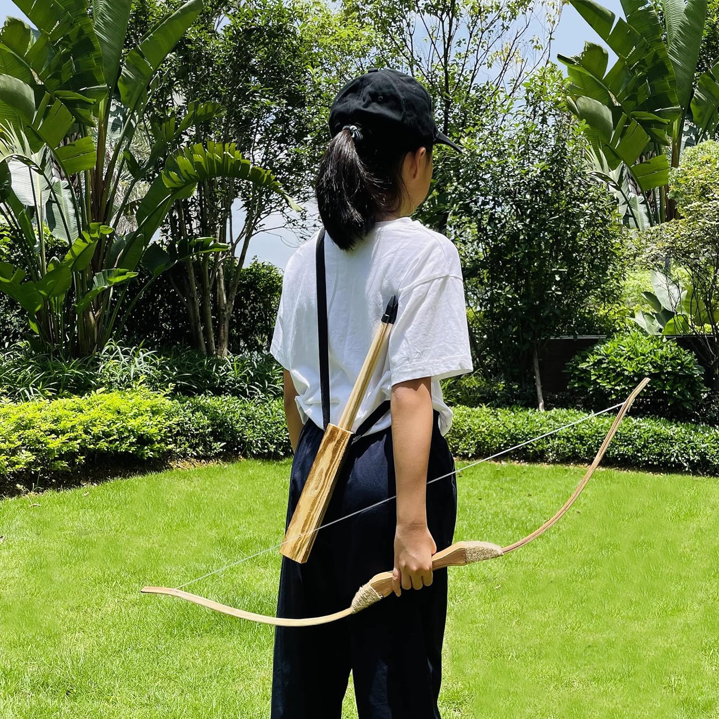 Kids Bow and Arrow Set, Handmade 32 Inch Wooden Bow and Arrow, Toy Bow and Arrow for Kids 4-6 8-12, 1 Bows 1 Quivers and 10 Wood Arrows, Gifts for Kids Youth Boys and Girls