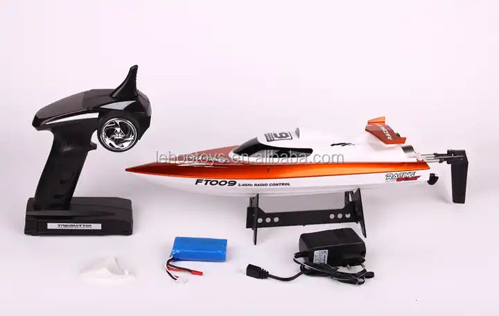 4CH 2.4GHz High-Speed RC Boat with Water Cooling System - 46cm Remote Control Racing Boat for Kids