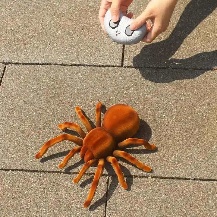 Infrared Remote Control Spider - Large Walking Insect Simulation Toy for Kids